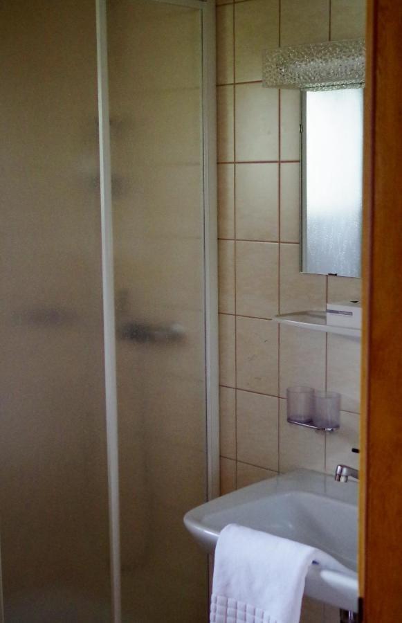 Hotel Edi 삼나운 객실 사진